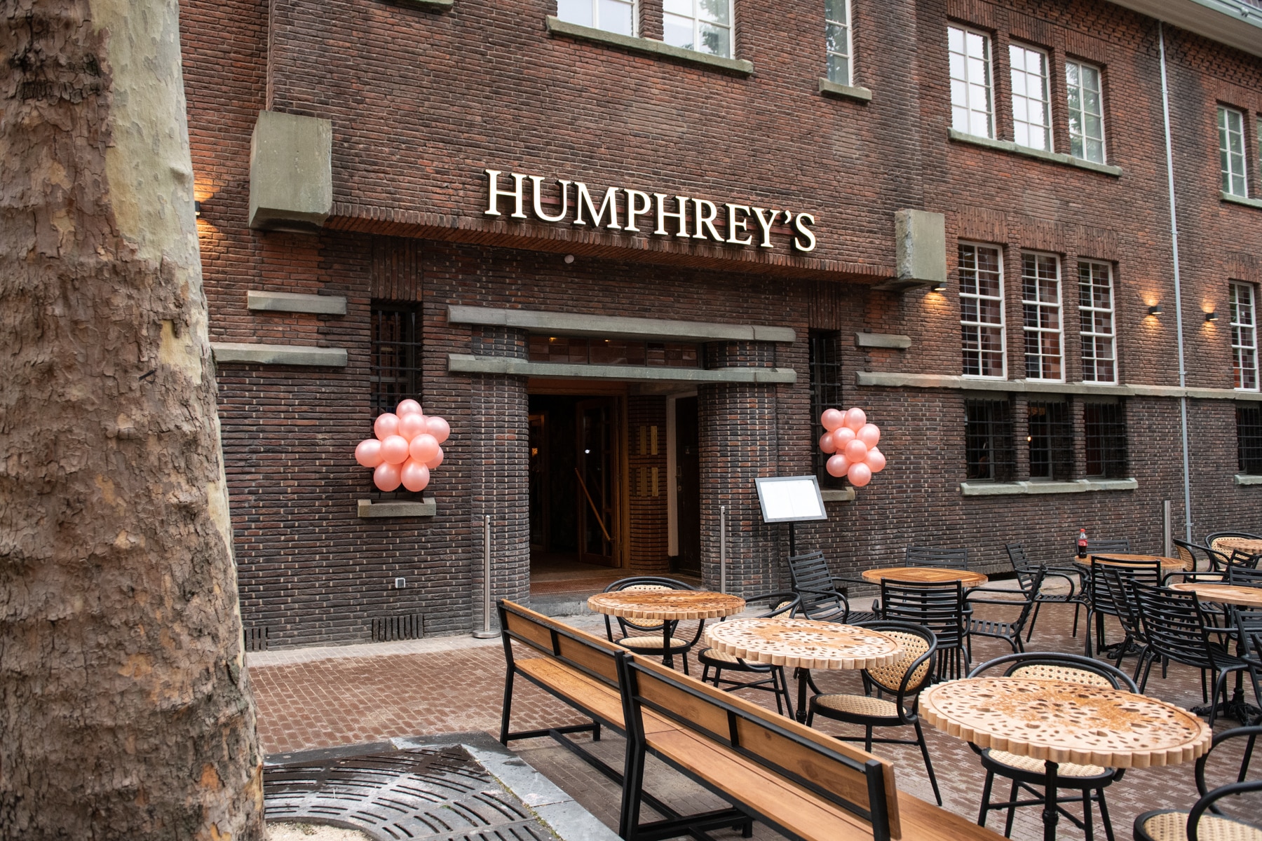 Humphrey_27s_Nijmegen_pand_original Beuntjes Grand cafe